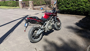 Aprilia Shiver 750 GT ABS 70kW (5 foto / 9)
