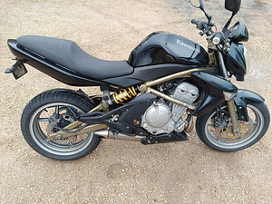 Kawasaki ER-6N 650cc 53kw 2005a varuosad (1 foto / 9)