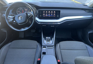 Аренда автомобиля для такси BOLT SKODA OCTAVIA CNG 2022 (4 фото из 4)
