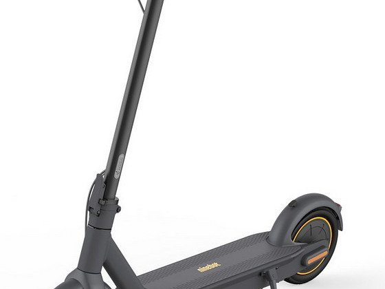 Электрический самокат Ninebot Max G30 + кабель питания