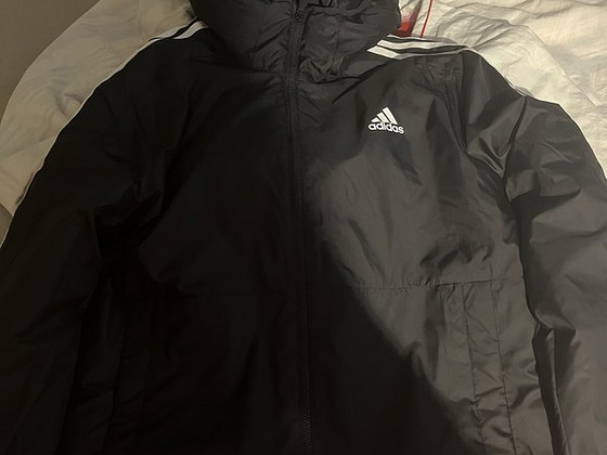 Adidas jakk M-S uus
