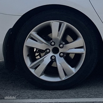 Veljed koos rehvidega Saab 9-5