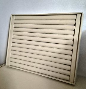 Tablett sõrmuste/kõrvarõngaste jaoks. 31×24 cm. Beež. (4 foto / 4)