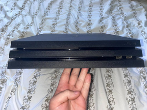 Playstation 4 PS4 (3 фото из 6)