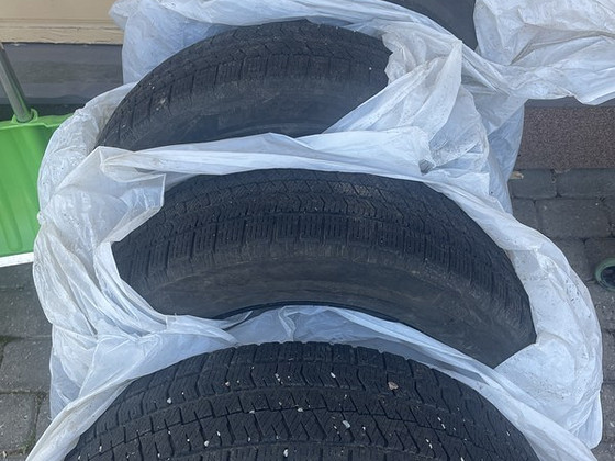 Шины 225/60/18 Bridgestone