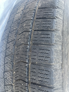 Rehvid 225/60/18 Bridgestone (2 foto / 3)