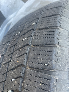 Rehvid 225/60/18 Bridgestone (3 foto / 3)