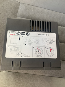 Auto kompressor VAG 8D012615C (1 foto / 2)