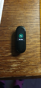 Mi Band 4 (2 фото из 3)