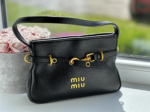 Miu Miu сумочки (1 фото из 4)