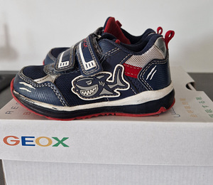 Geox кроссовки 23s (1 фото из 2)