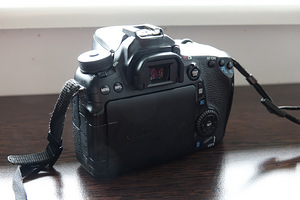Canon Eos 70D (3 фото из 5)