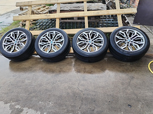 Шины на литых дисках 255/50R19 для BVW X5 E70 (1 фото из 5)