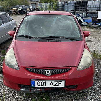 HONDA JAZZ 1,3 AUTOMAAT, VARUOSAD