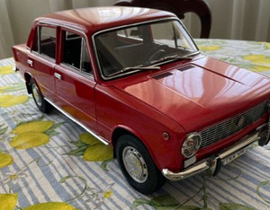 Vaz 2101 1:8 käsitöömudel !!!! (1 foto / 7)