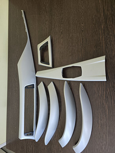 Kasutatud BMW 3 F30 F35 F31 sisekujunduse komplekt (1 foto / 5)