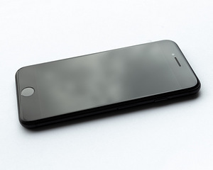 iPhone 7 Black 128 GB must (3 foto / 10)