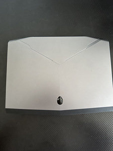 Alienware M14x (2 foto / 4)