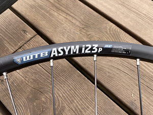 Колеса WTB ASYM i23p 27,5" (4 фото из 5)