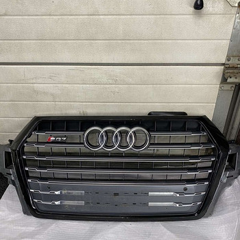 Решетка радиатора Audi SQ7