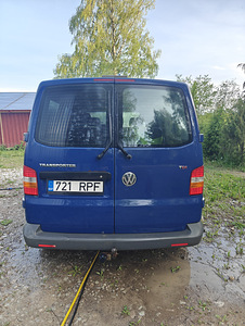 Volkswagen transporter (6 фото из 8)