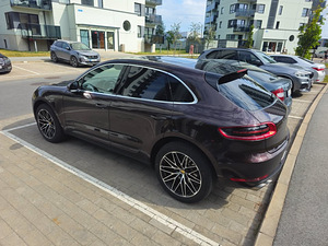 Продаются литые диски Porsche Macan 20" с шинами (1 фото из 2)