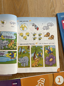 Учебники (4 фото из 6)