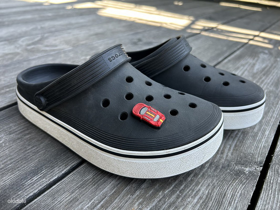 Crocs