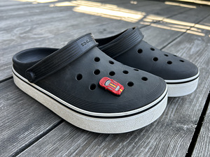 Crocs (1 фото из 3)