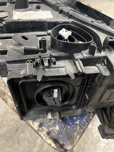 BMW x5 G05 vasak esi tuli (2 foto / 3)