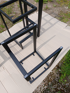 Laud kahe tooliga LOFT stiilis (5 foto / 8)