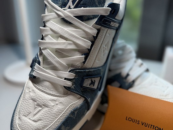 Loius Vuitton Trainers