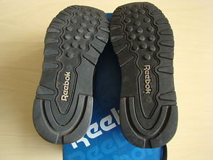 REEBOK CLASSIC, TÄISNAHK, NR 32.5, 21.5 CM, LAMPJALGADELE (2 foto / 6)