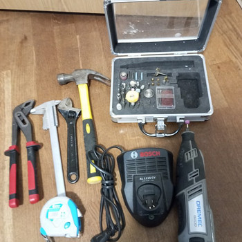 Dremel 8200