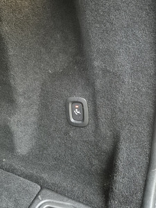 Volvo XC60 (7 фото из 7)