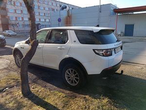 Land Rover auto (2 foto / 7)