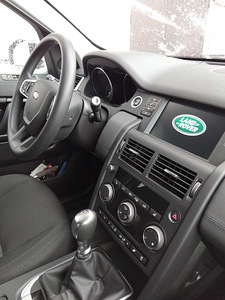 Land Rover auto (4 foto / 7)