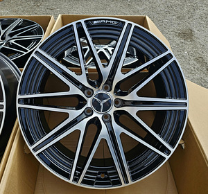 R19 диски 5x112 AMG новые E V S C CL Vito и т.д. (3 фото из 3)