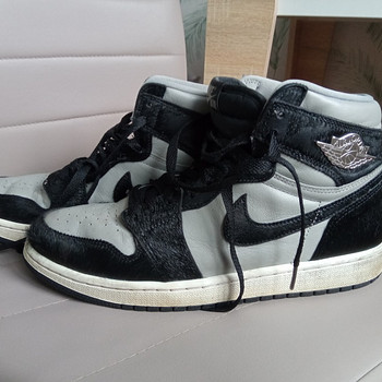 Кроссовки NIKE р. 41