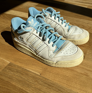 Adidas Forum 84 Low CL (1 фото из 3)