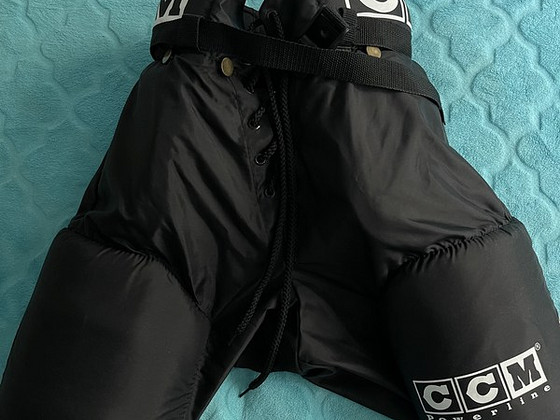 Новые хоккейные штаны CCM JR-S