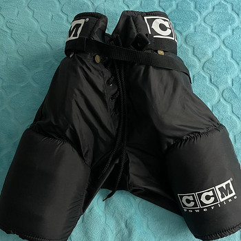 Новые хоккейные штаны CCM JR-S