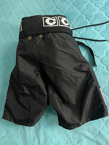 Uued CCM Hokipüksid JR-S (2 foto / 4)