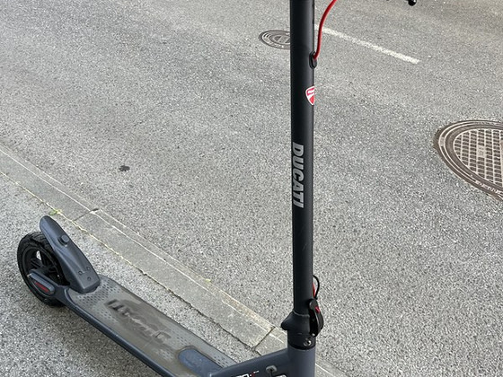 Ducati elektritõukeratas