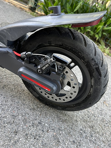 Электросамокат Ducati (5 фото из 8)