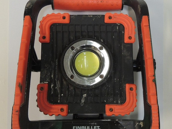 LED рабочая лампа Finbullet ZZ-700