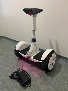 Гироскутер Ninebot by Segway Mini Pro 320, белый (3 фото из 6)
