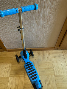Самокат Scooter (3 фото из 3)