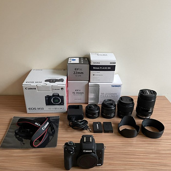 Камера Canon EOS M50 + 4 объектива