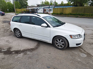 Volvo V50 (2 foto / 6)